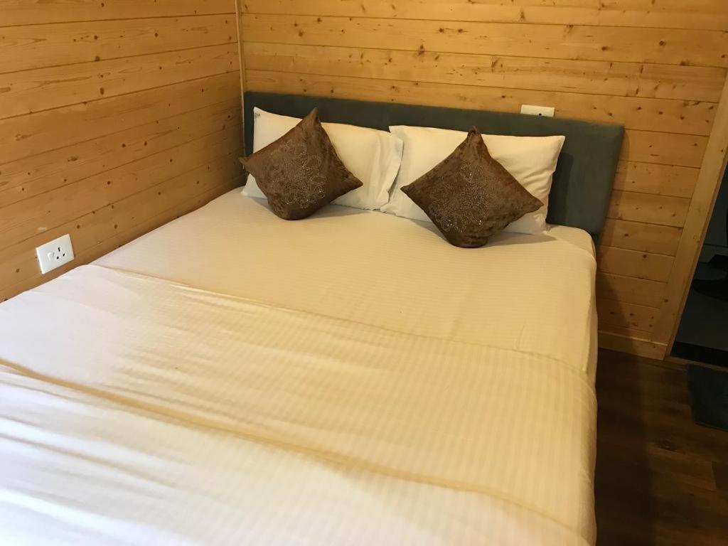 Chan Beach Resort Bahur 外观 照片