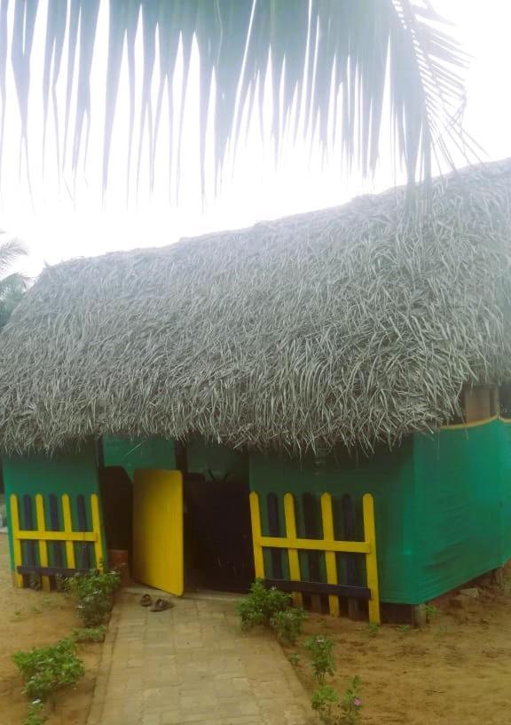 Chan Beach Resort Bahur 外观 照片